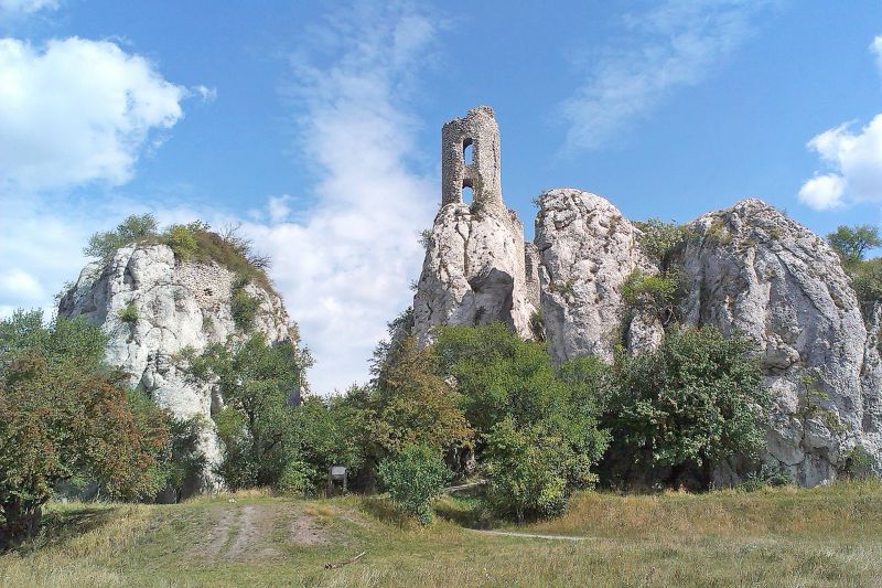 Kasteelruïne Sirotčí hrad bij Klentnice